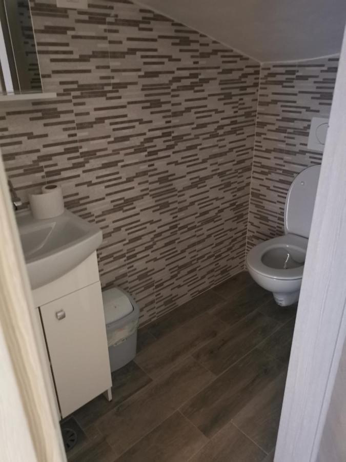Appartamento Apartmaji Gostilna Star Maln , Secovlje 10 Esterno foto