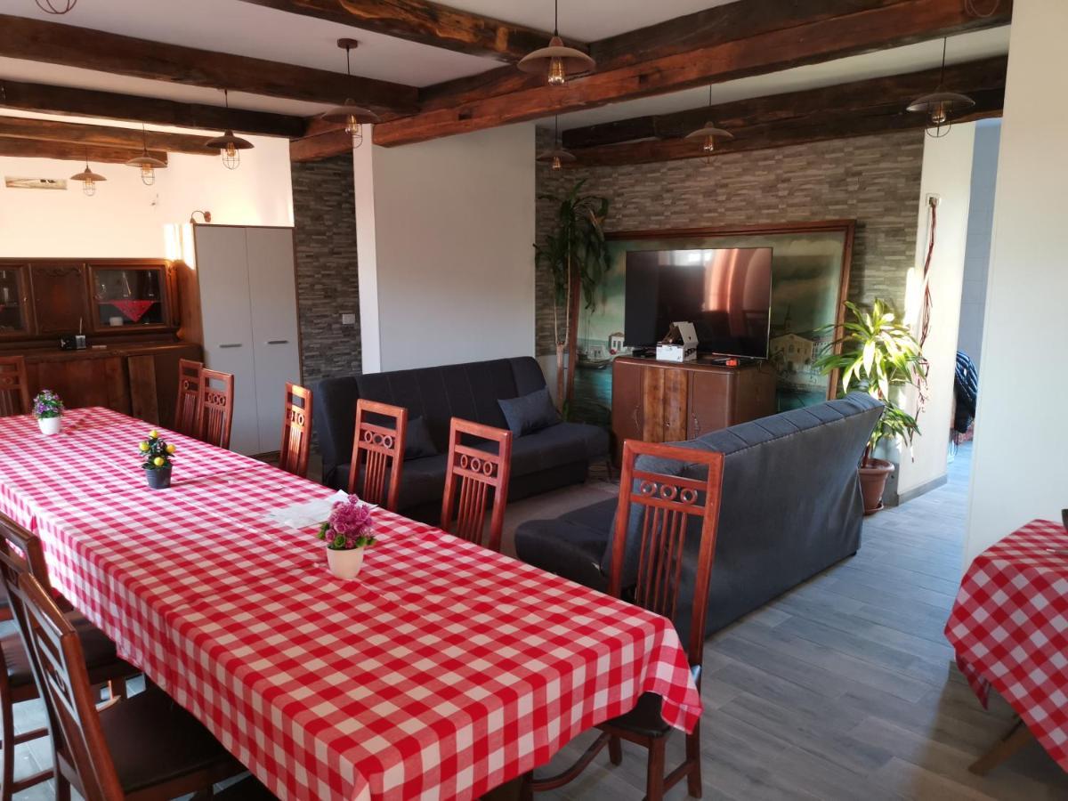 Appartamento Apartmaji Gostilna Star Maln , Secovlje 10 Esterno foto